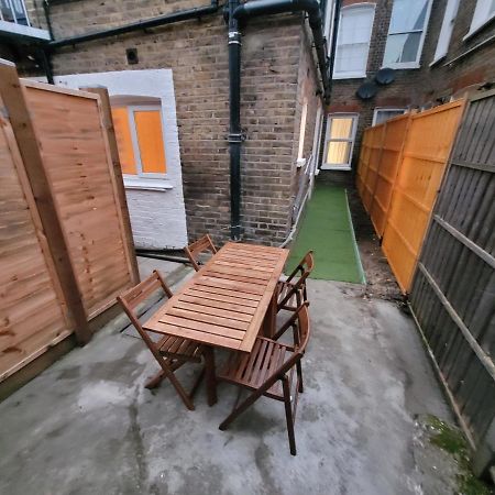 Spacious 2 Bedroom House In Central London With Garden Bagian luar foto