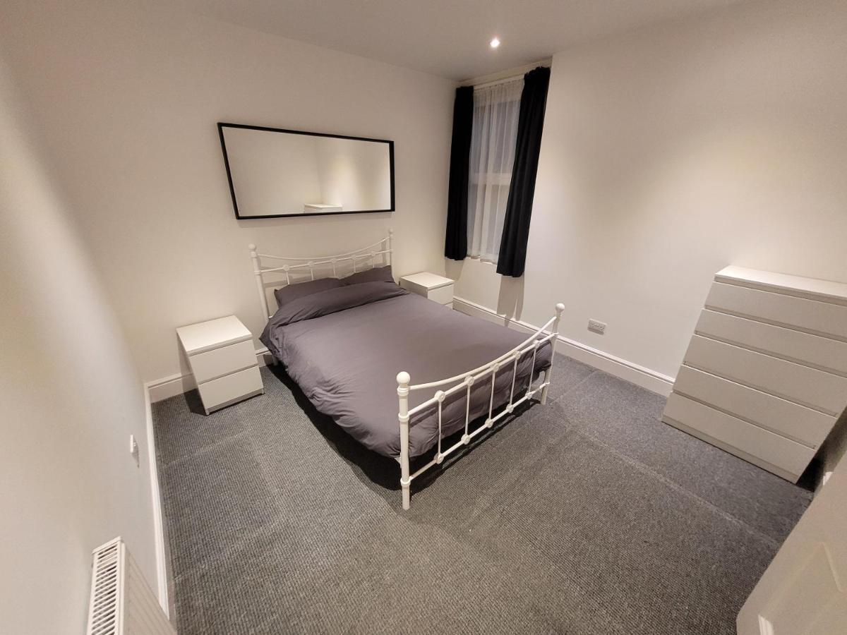 Spacious 2 Bedroom House In Central London With Garden Bagian luar foto